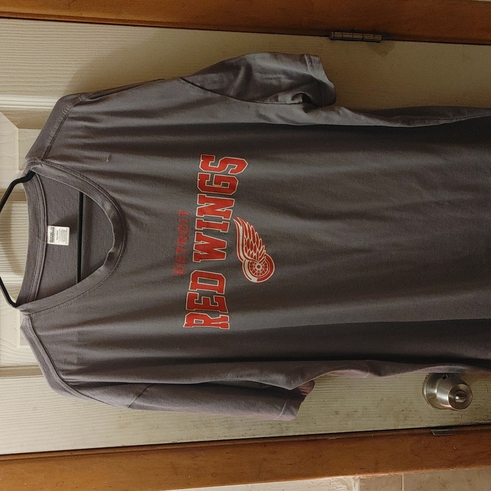 Detroit Redwings Shirt